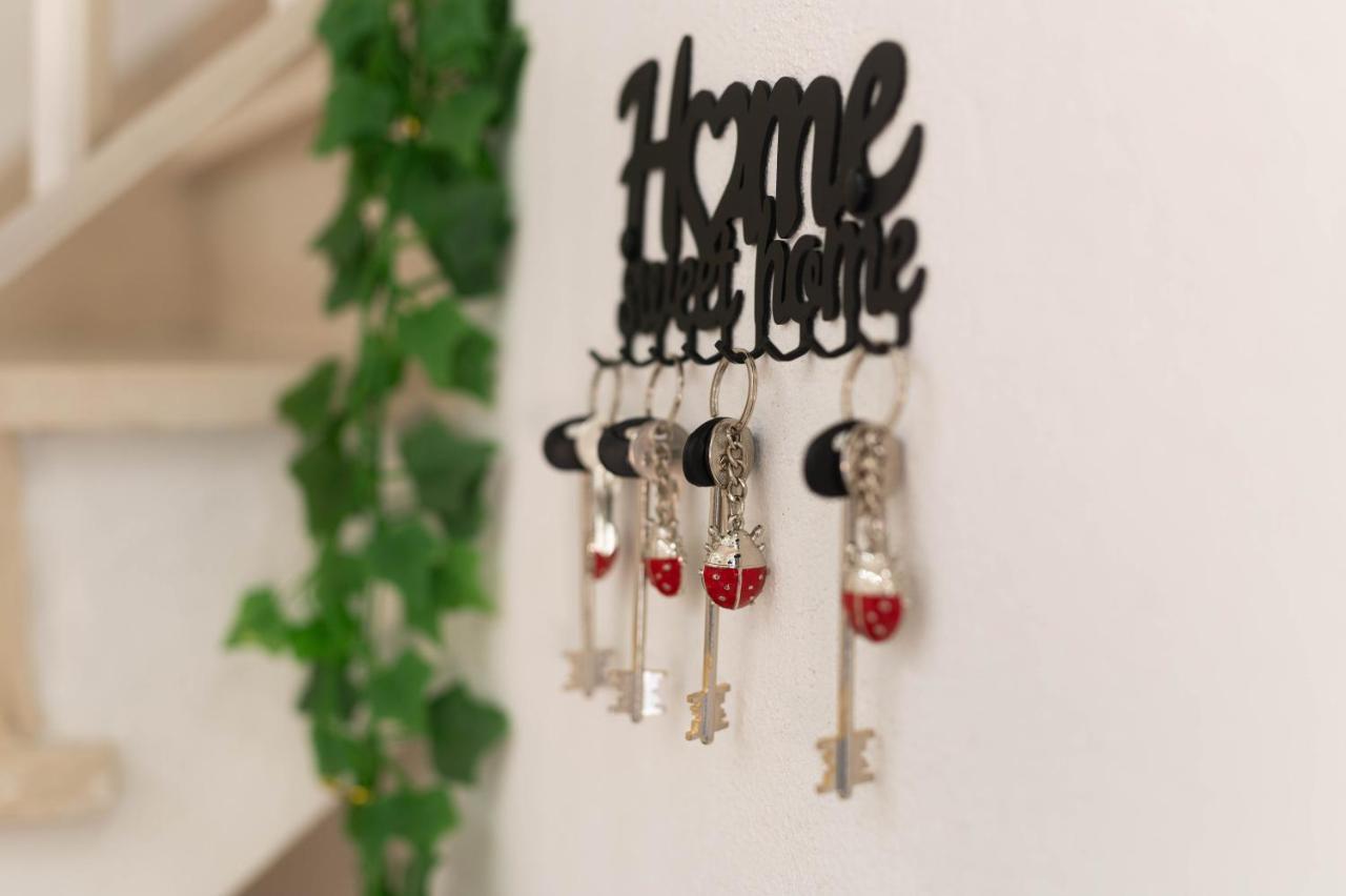 소토마리나 Dimora Rossa B&B 외부 사진