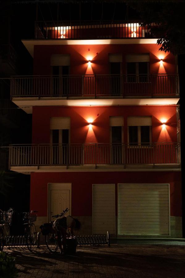 소토마리나 Dimora Rossa B&B 외부 사진